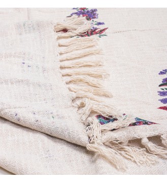 Cream Floral Badge Tassel Woven Throw Blanket