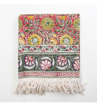 Ruby Garden Tassel Woven Throw Blanket